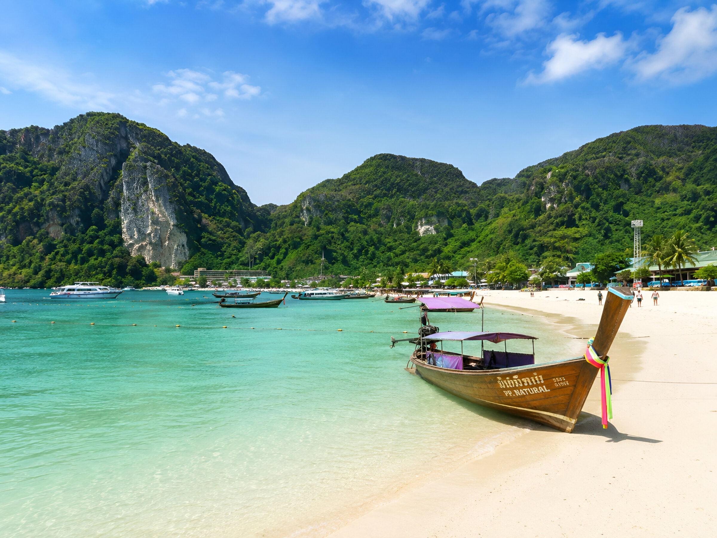 Loh Dalum Beach